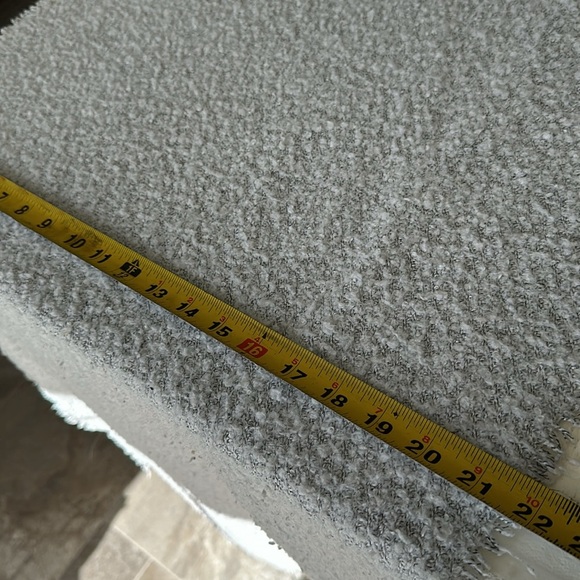 PRIMARK long gray textured slightly tassled 100% Dublin, Ireland scarf - Picture 6 of 7